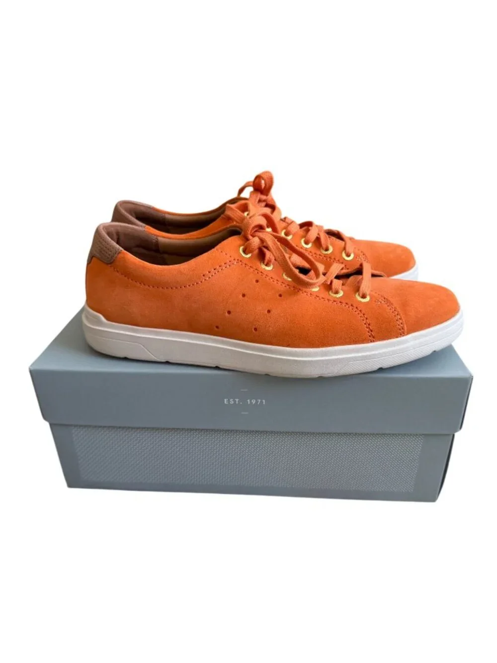 ROCKPORT Men’s Total Motion Orange Sneakers Size 7